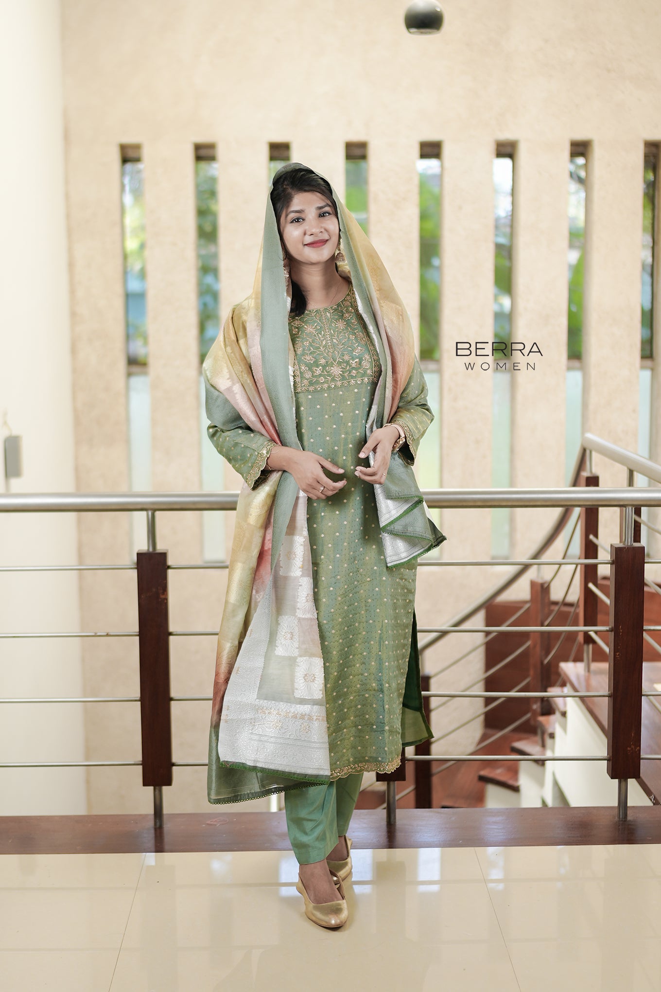 Women Green Partywear Suitset